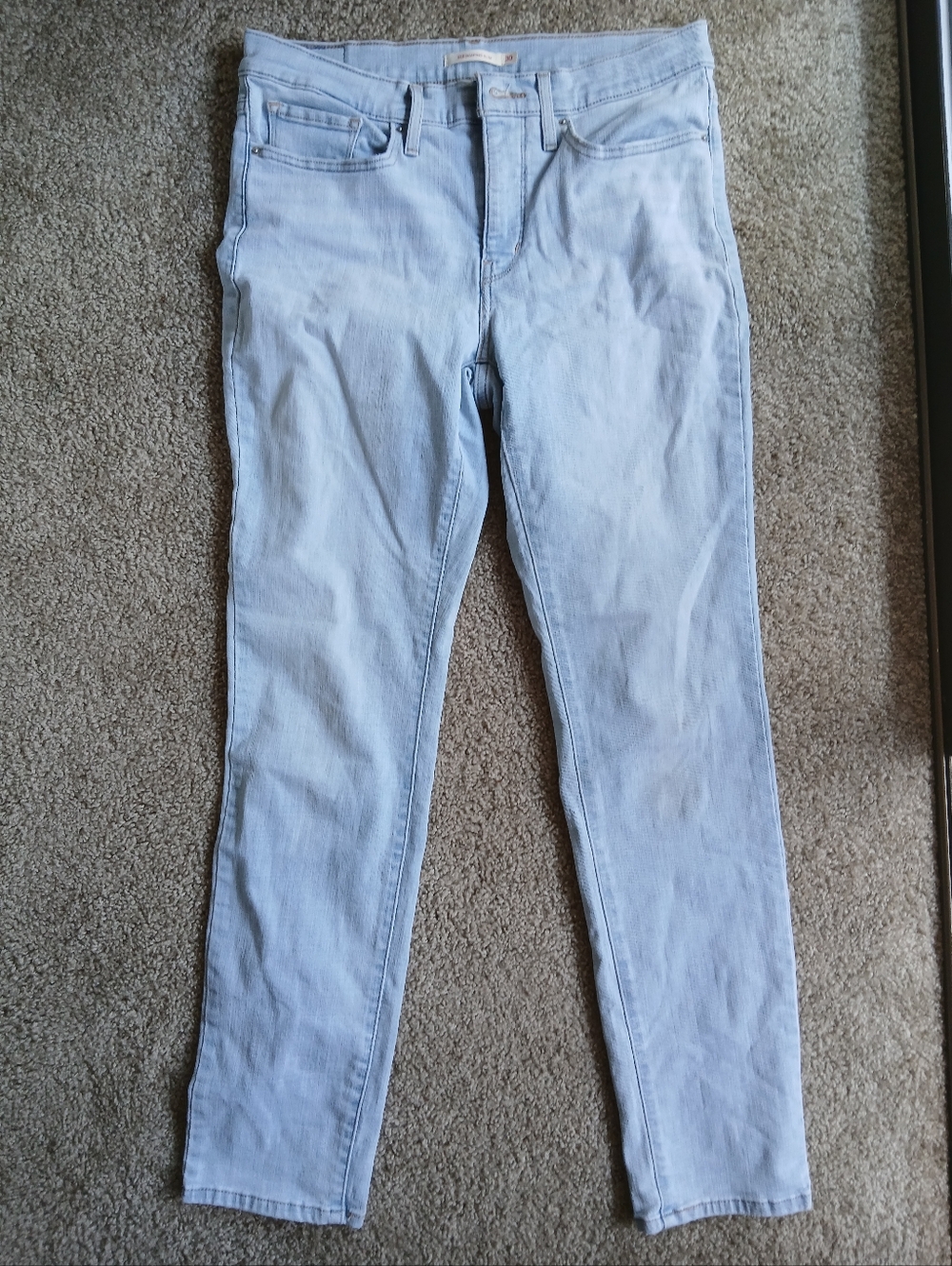 Levis Light Wash Skinny Jeans